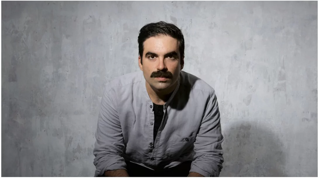 Αποκλειστικό: Ο Γιωργής Τσουρής ετοιμάζει νέα παράσταση με μια σάτιρα του 19ου αι.